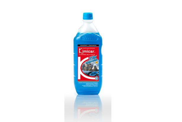 Detergente concentrato per vaschette tergicristallo con antigelo