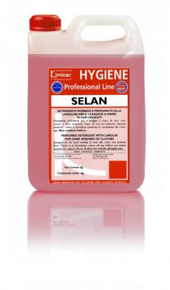 Lanolin antibacterial detergent for soft clothes