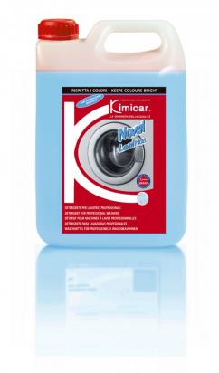 Detergent for professional washing machines with antibacterial action