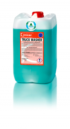 Detergente concentrato schiumogeno per il lavaggio rapido di auto, autocarri, cisterne